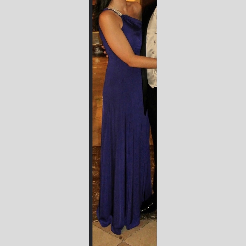 Calvin Klein Navy Blue Gemstone Strap Gown Size 6 Floor Length Maxi Evening Gown
